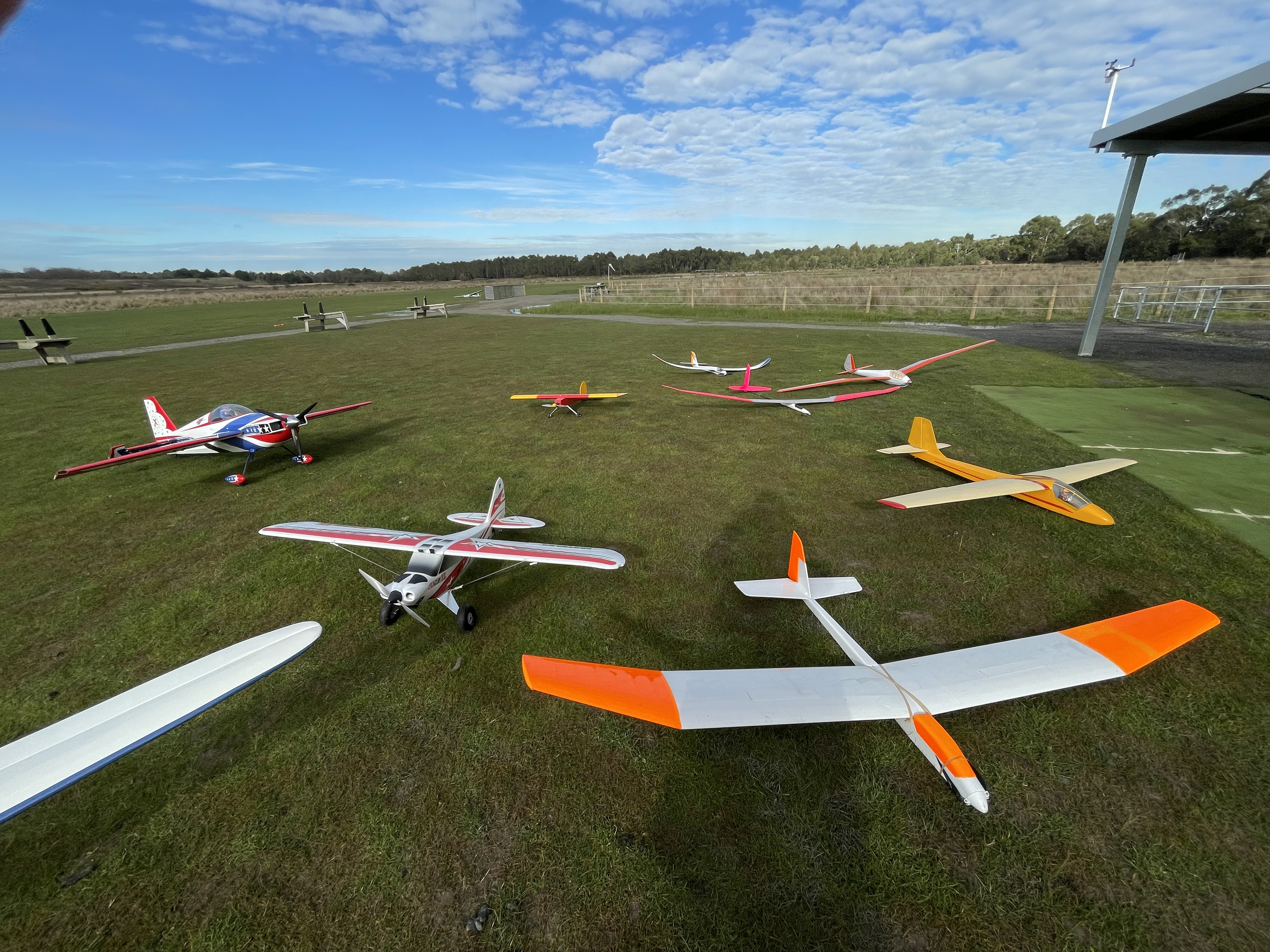 Model aircraft