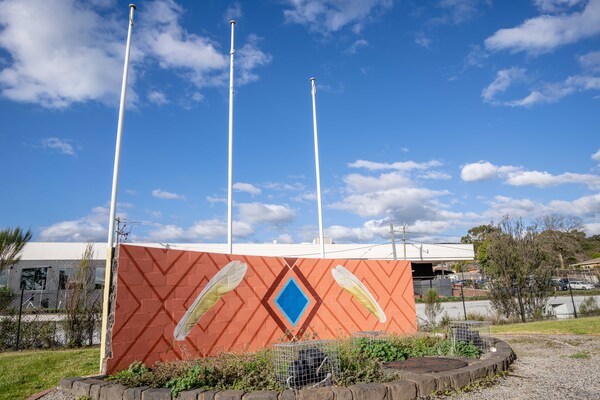 Dorset Rd Flagpoles by Kent Morris