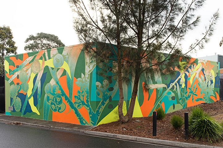 Lupton Way mural