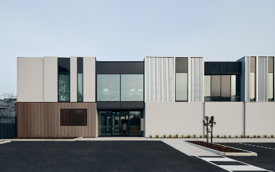 Contemporary apartment building on Henderson road