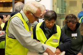 Outer East Foodshare volunteers