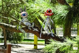 Aliens in a tree