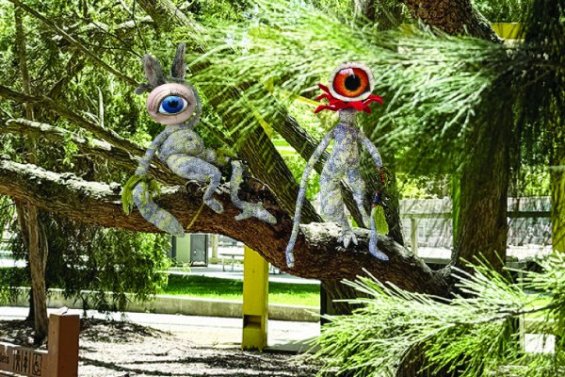 Aliens in a tree