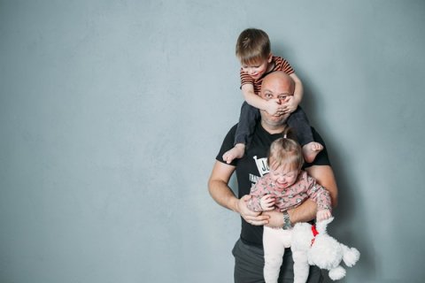 Dad with children