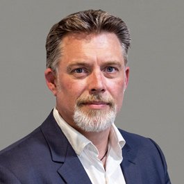 Councillor Chris Duncan headshot