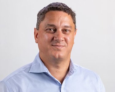 Headshot of Jonathan McNally